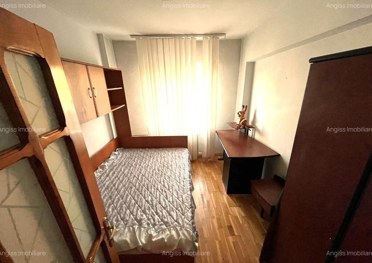 Apartament 3 camere ultracentral et.3 - 12