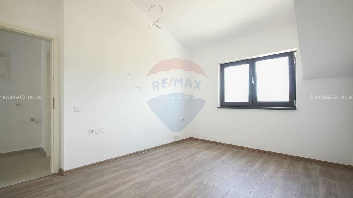Apartament cu 2 camere decomandat în Sânpetru - 4