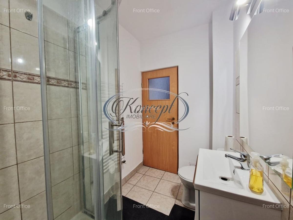 Casa moderna cu mansarda si curte comuna in zona Campului - 20