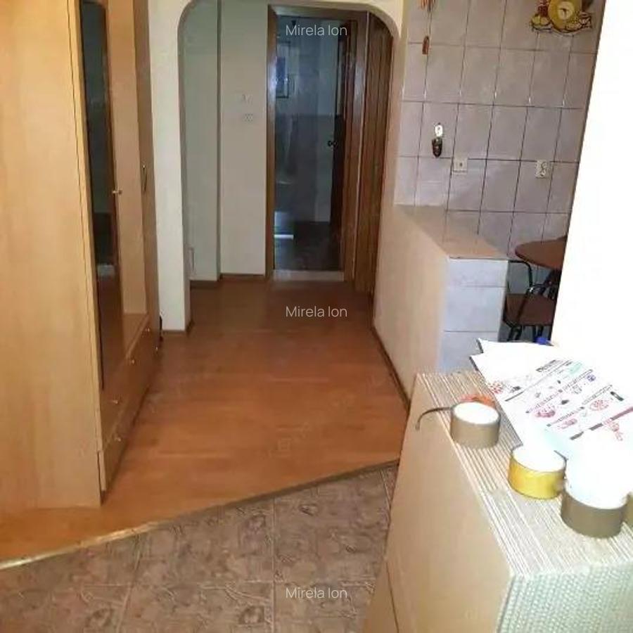 Vanzare Apartament 3 Camere Stradal pe Bd Nerva Traian - 8