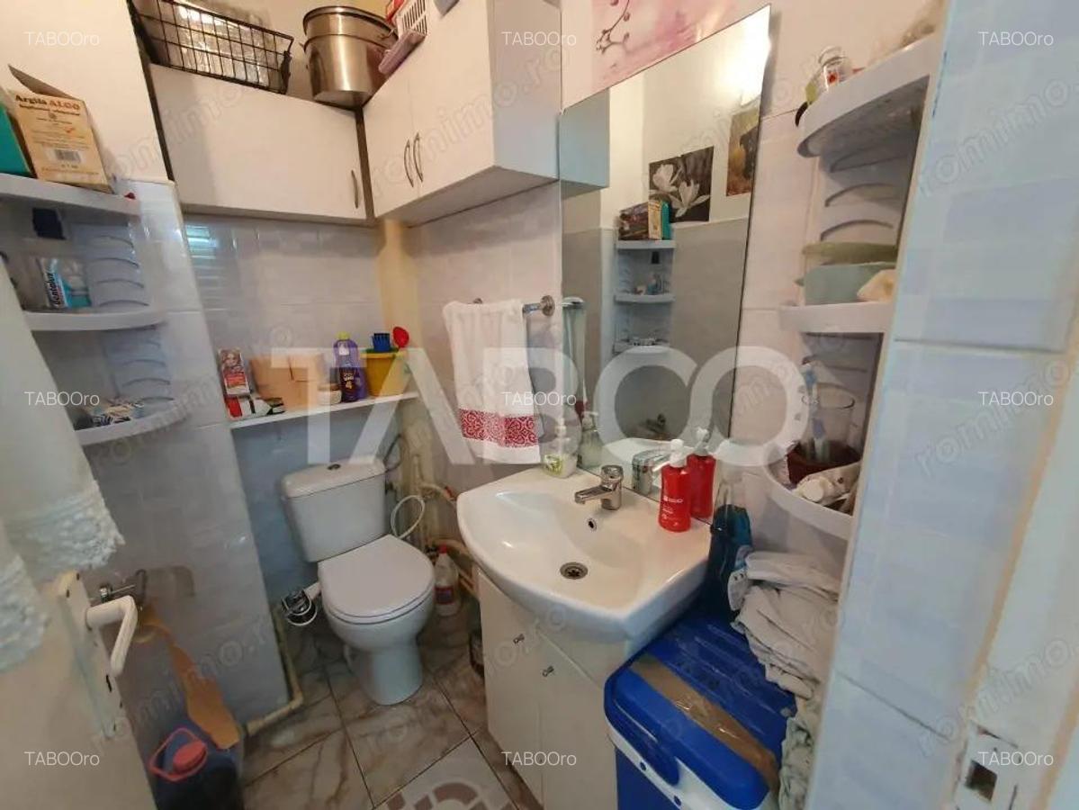 Apartament 3 camere zona 1 Decembrie 65 mp utili + 5 mp balcon - 3