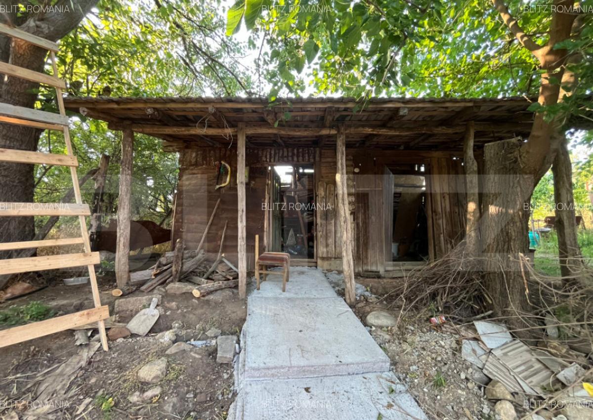 Casa renovata Varvoru de Sus, 30 mpu, 1000 mp curte. - 3