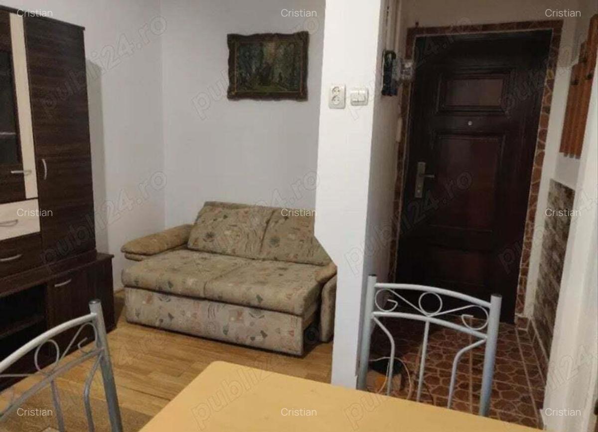 Inchiriez garsoniera pe strada Horea aproape de gara, centru, facultatea de litere 23 mp, - 2