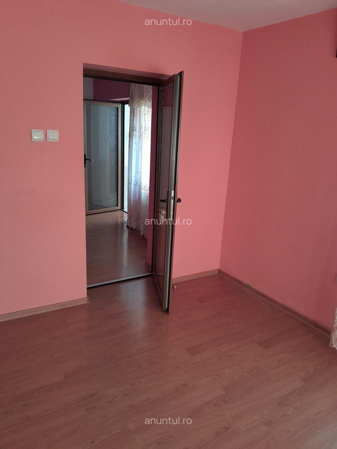 Iasi, Vand cu acte in regula - 4