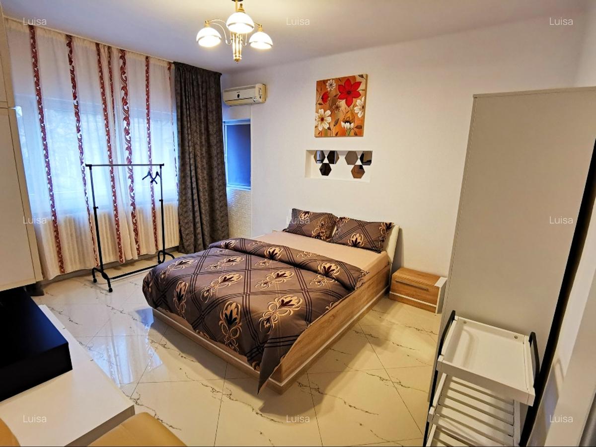 Str. Mihai Eminescu - Cal. Dorobantilor - ASE - Particular - 3 camere - Etaj 1 - 9