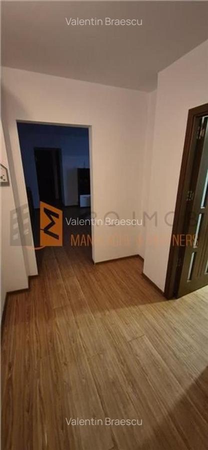 Apartament 2 camere cf 1 semidecomandat zona Micro 3 - 13