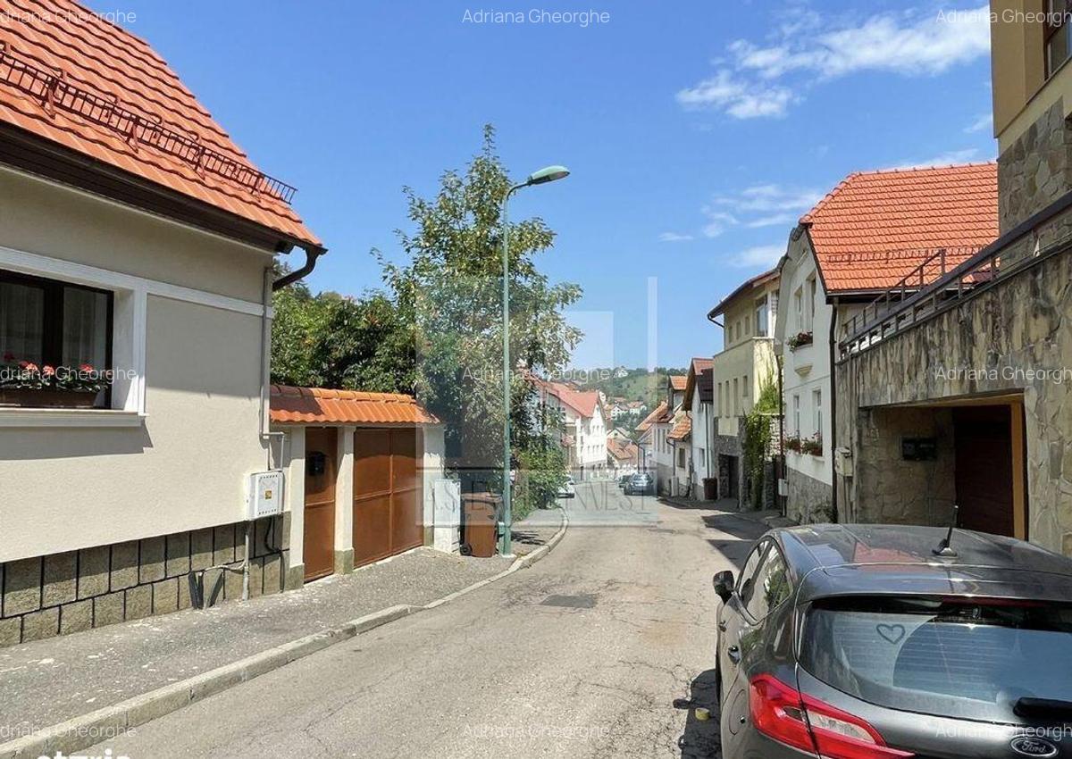 Casa de vanzare- zona Schei - 3