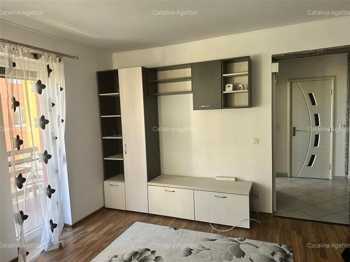 Apartament cu 2 camere decomandat, mobilat în Sânpetru - 2