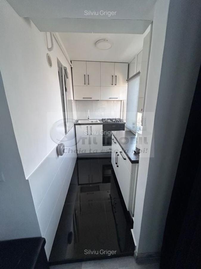 Apartament 34 mp, mobilat-utilat, zona Nicolina, 68.000 EUR - 4
