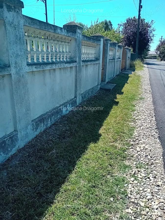 Casa cu anexe si teren, Sat Ghirdoveni, Jud. Dambovi?a - 6