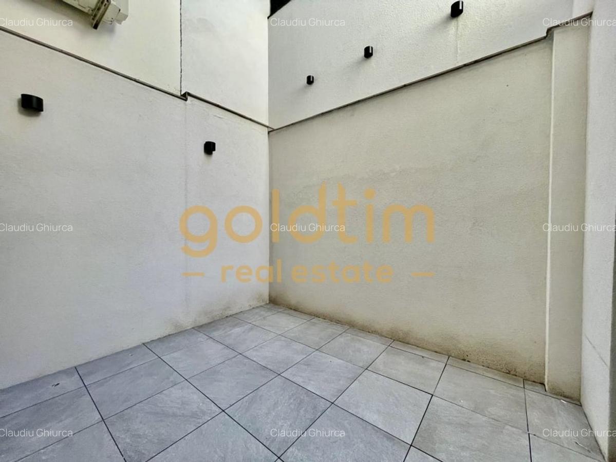 DUPLEX/ZONA REFERINTA/ LOC PARCARE - 41