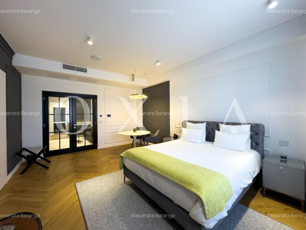 Apartament cu 3 camere circular, mobilat în P-ța Unirii - 1