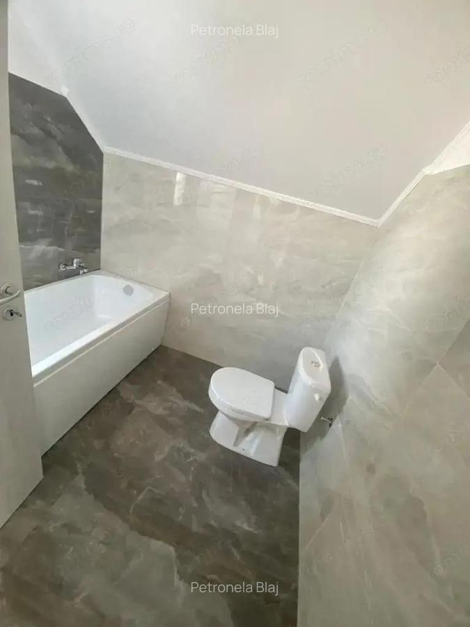 1/2 Duplex -OFERTA - Pret valabil pana la 31 Iulie - 4
