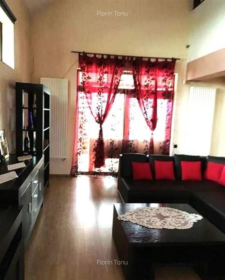 Casă individuală cu 7 camere în Exterior Est - 2