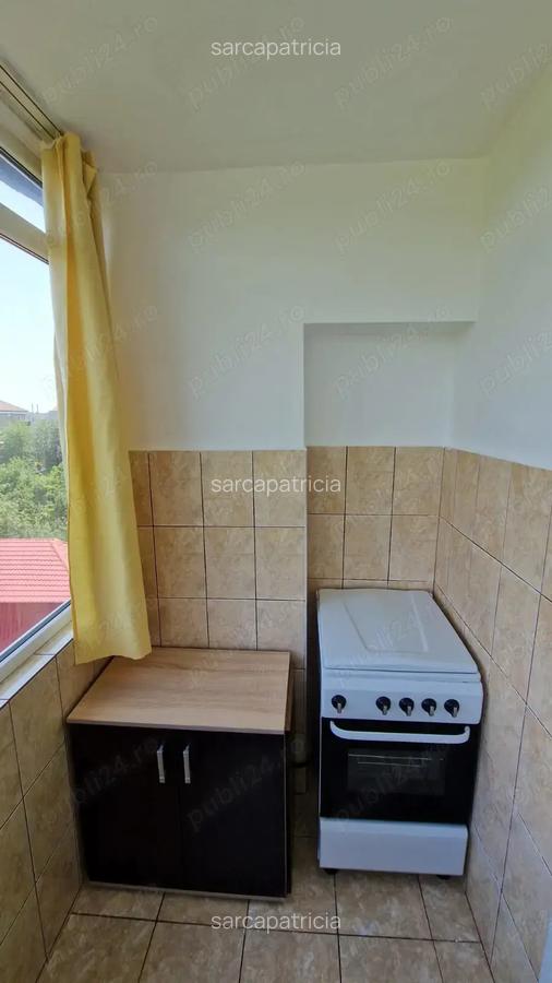 Vand apartament cu 3 camere, decomandat, in cartierul Rogerius priveli?te superba - 4