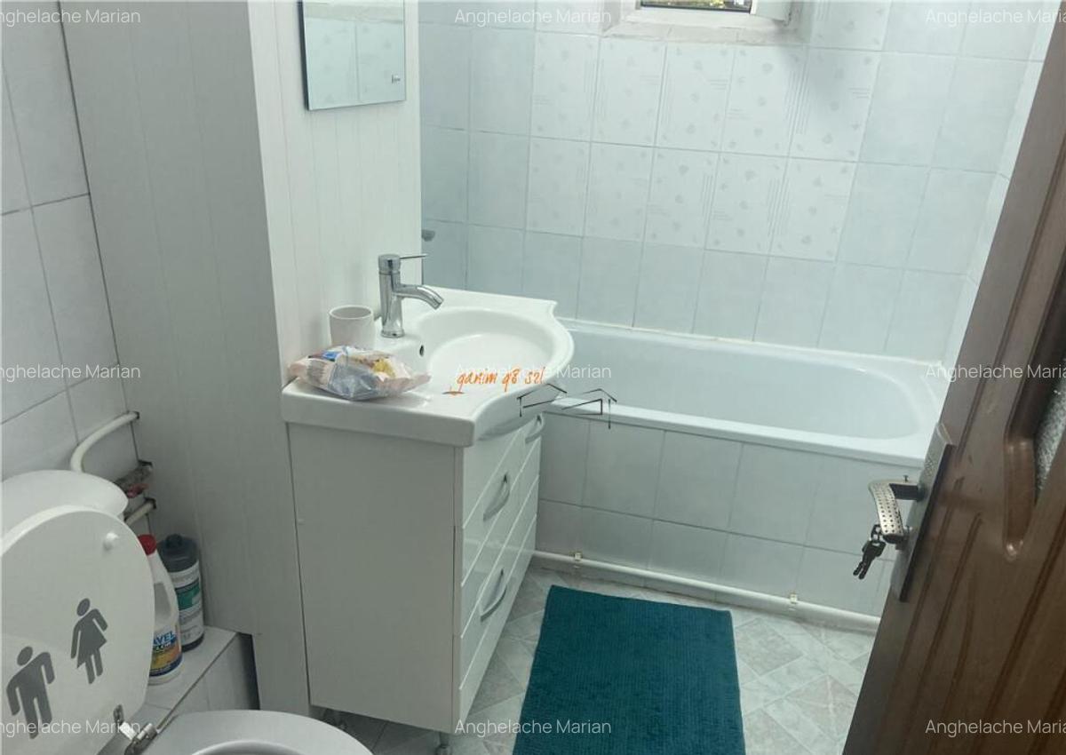 Apartament 3 camere , zona Casa de Pensii , et 2/4 , decoman - 14