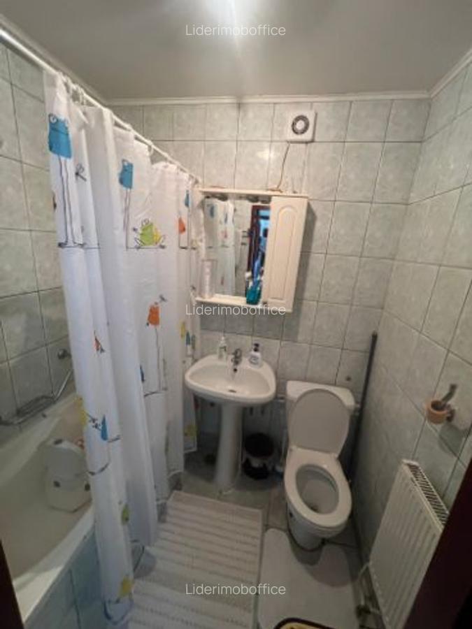 Vanzare apartament 2 camere Lujerului Piata - 6