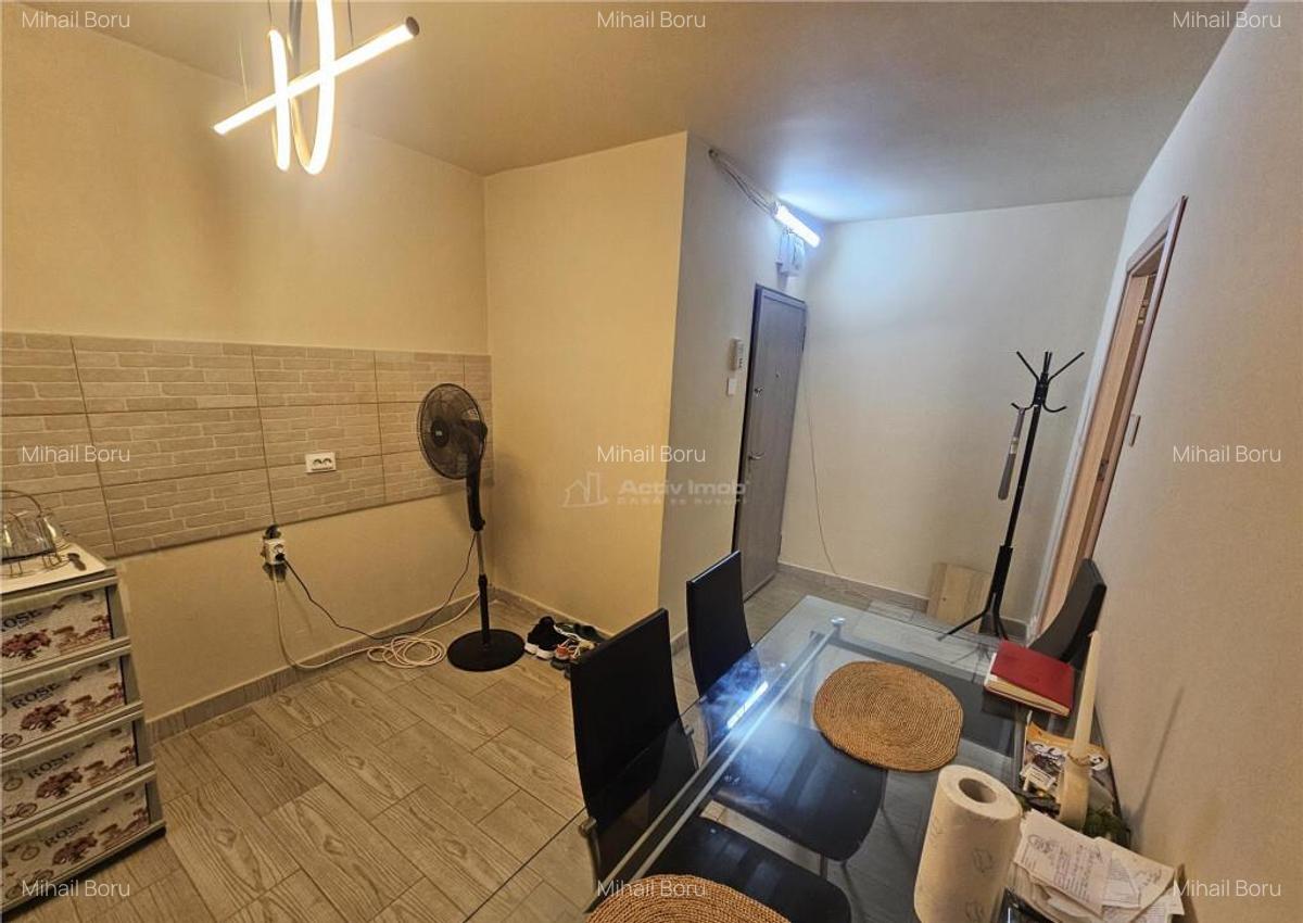 Resita, 2 Cam. Cf. 1, Renovat, Parter, Micro 1 - 10