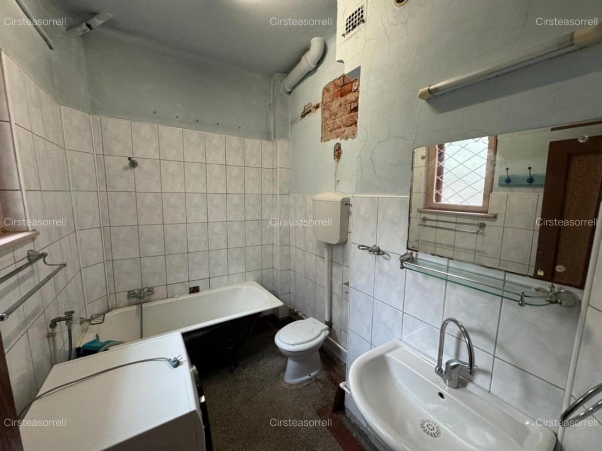 De vanzare AP 3 camere | 121 MP | Garaj | D P | Casin | Domenii - 16