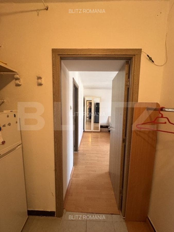 Apartament cu 2 camere, 44 mp, zona Piata 700 - 8