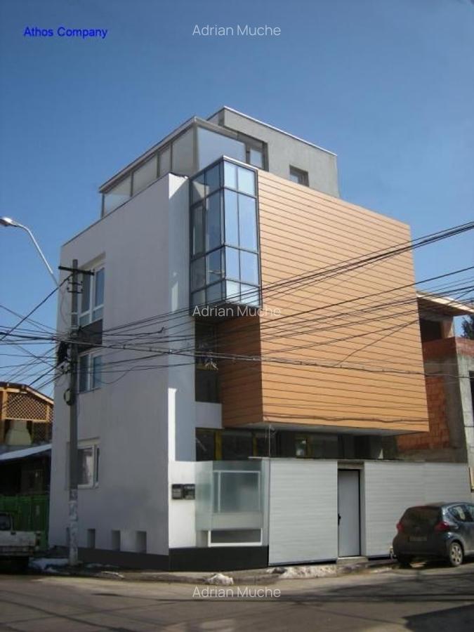 Vila cu 2 etaje si mansarda in zona Mihalache- Calea Grivitei - 1