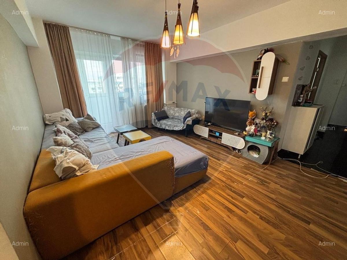 Apartament cu 3 camere de vanzare - Crangasi - 1