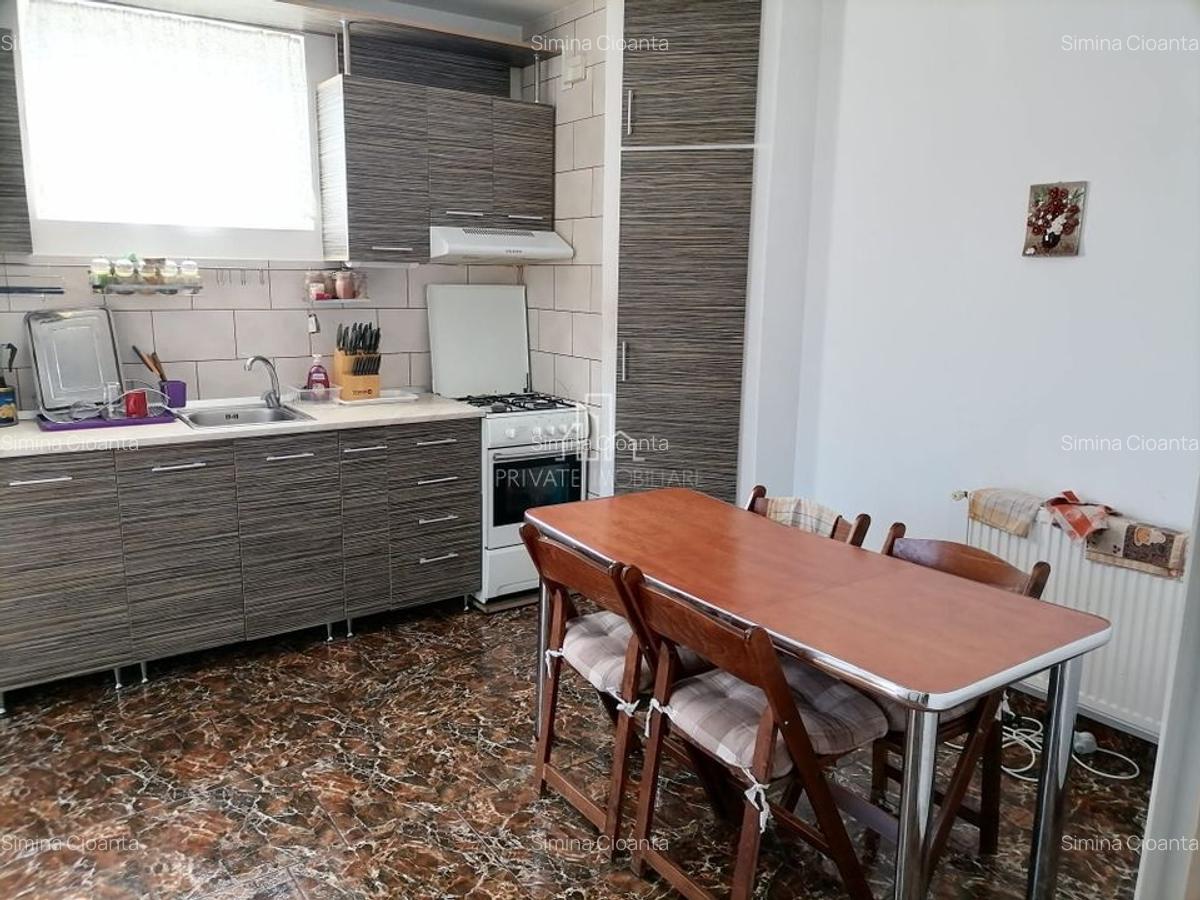 Casa De Vanzare, Zona Selgros, Ernei - 2