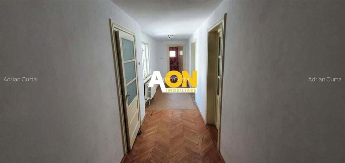 Apartament la casa, 4 camere, pretabil pentru birouri, zona Cetate - 1