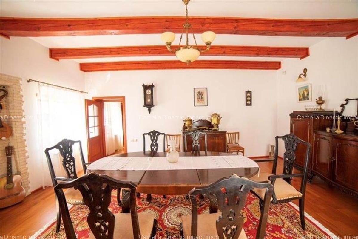 Casă cu 6 camere în Sânpetru - 20