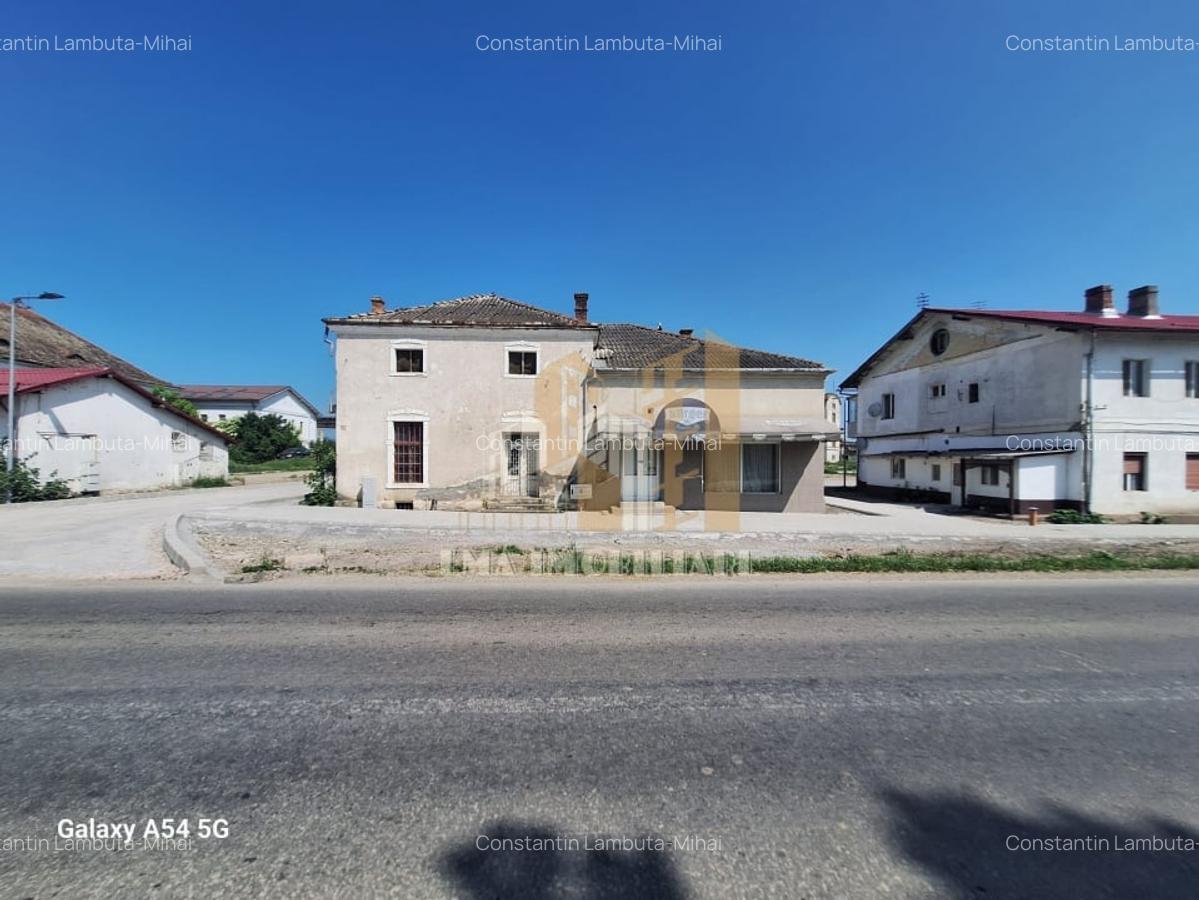Casa si centru comercial Bod Colonie - 1