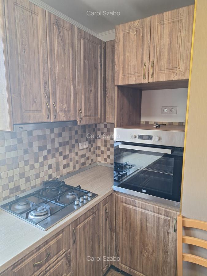 Apartament 3 camere de închiriat - 2