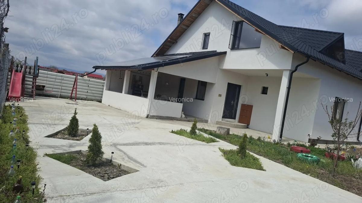 Proprietar, vand casa P+M, placa turnata,gaz, panouri fotovoltaice, 2km de Focsani,in Campineanca - 1