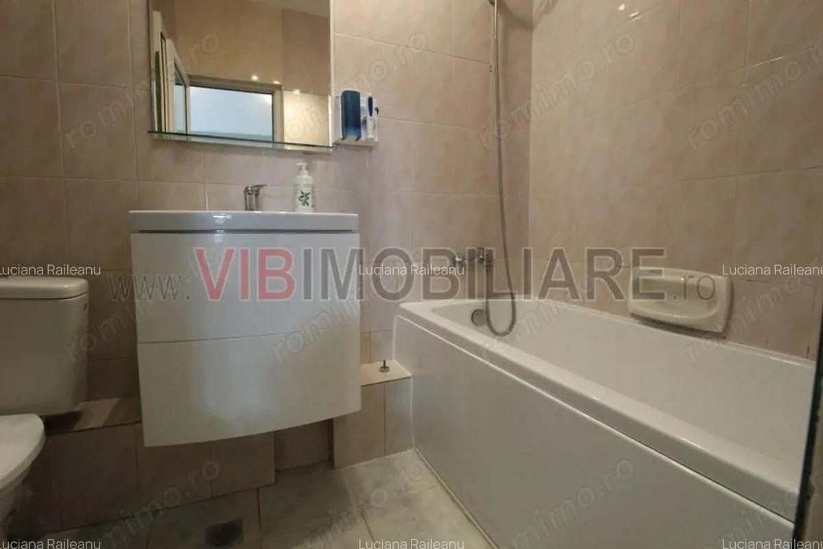 Calea Calarasilor - Piata Muncii - 2 balcoane - bloc mixt - 5