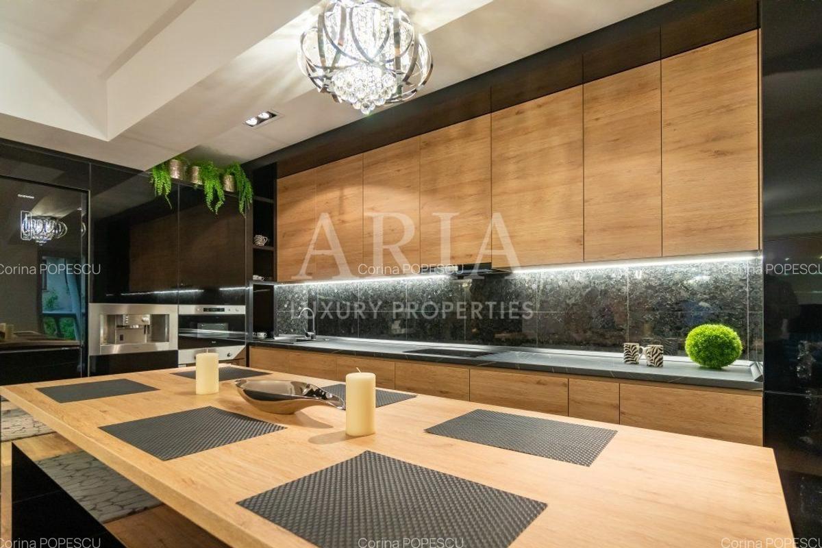 Apartament cu 4 camere decomandat în Herăstrău - 3