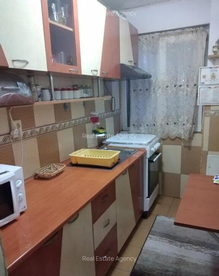 2 camere in zona Balcescu - 3