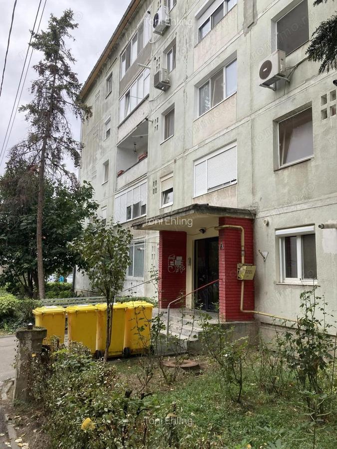 Apartament cochet 3 camere central, renovat, zona verde - 1