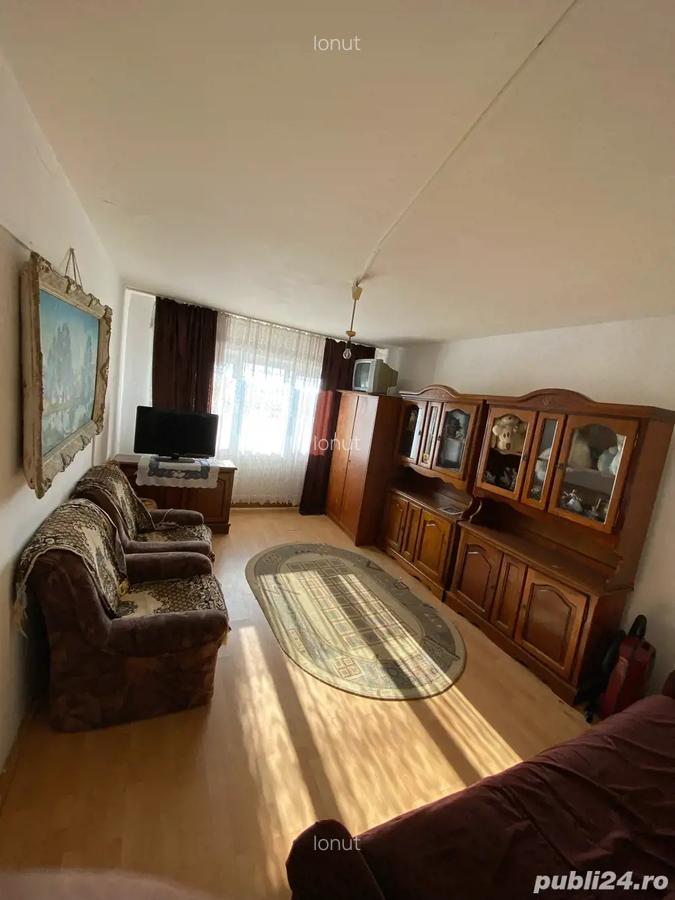 Vand apartament 2 camere decomandat - 3