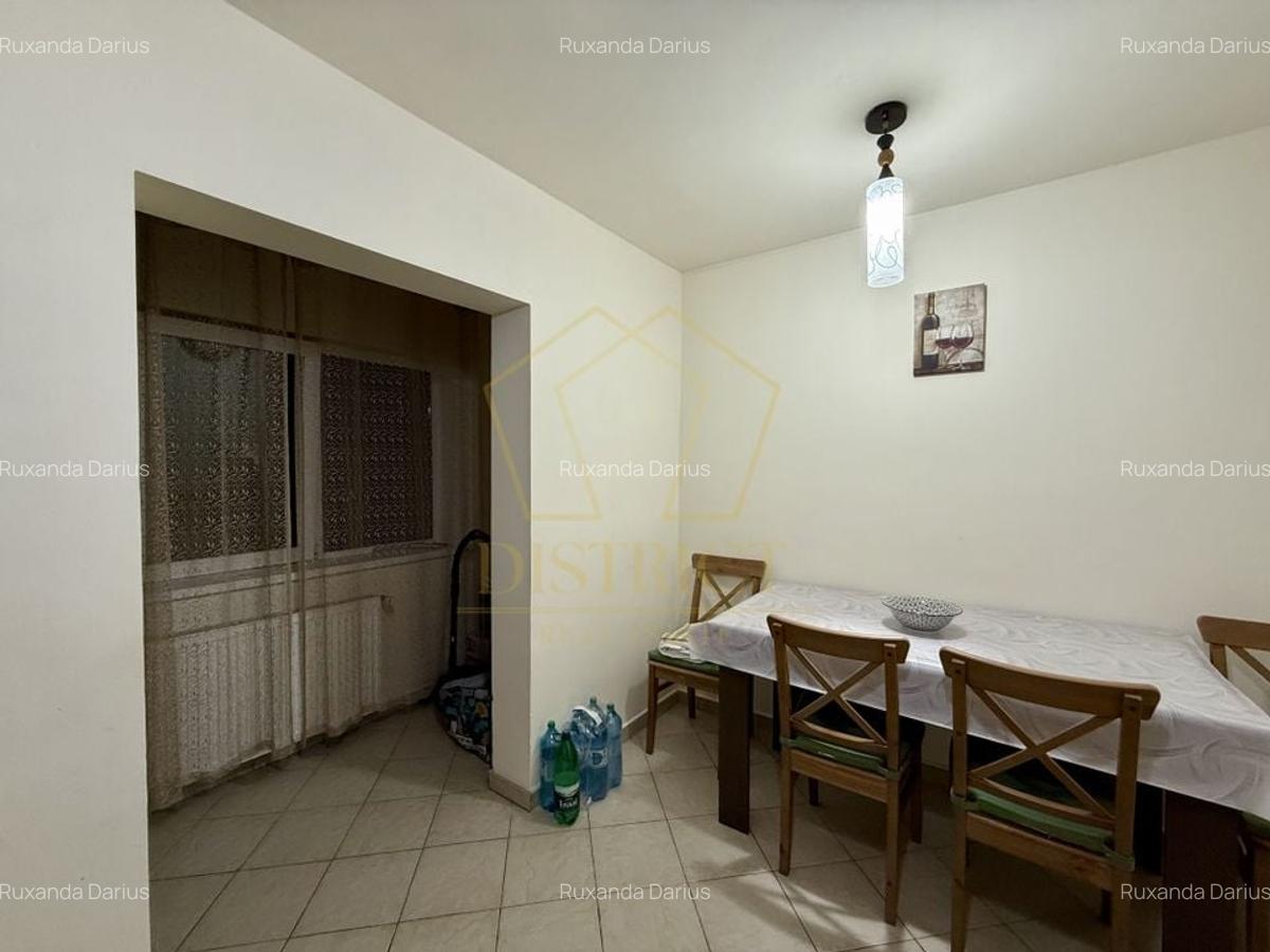 Apartament decomandat cu 2 camere | Torontalului - 9