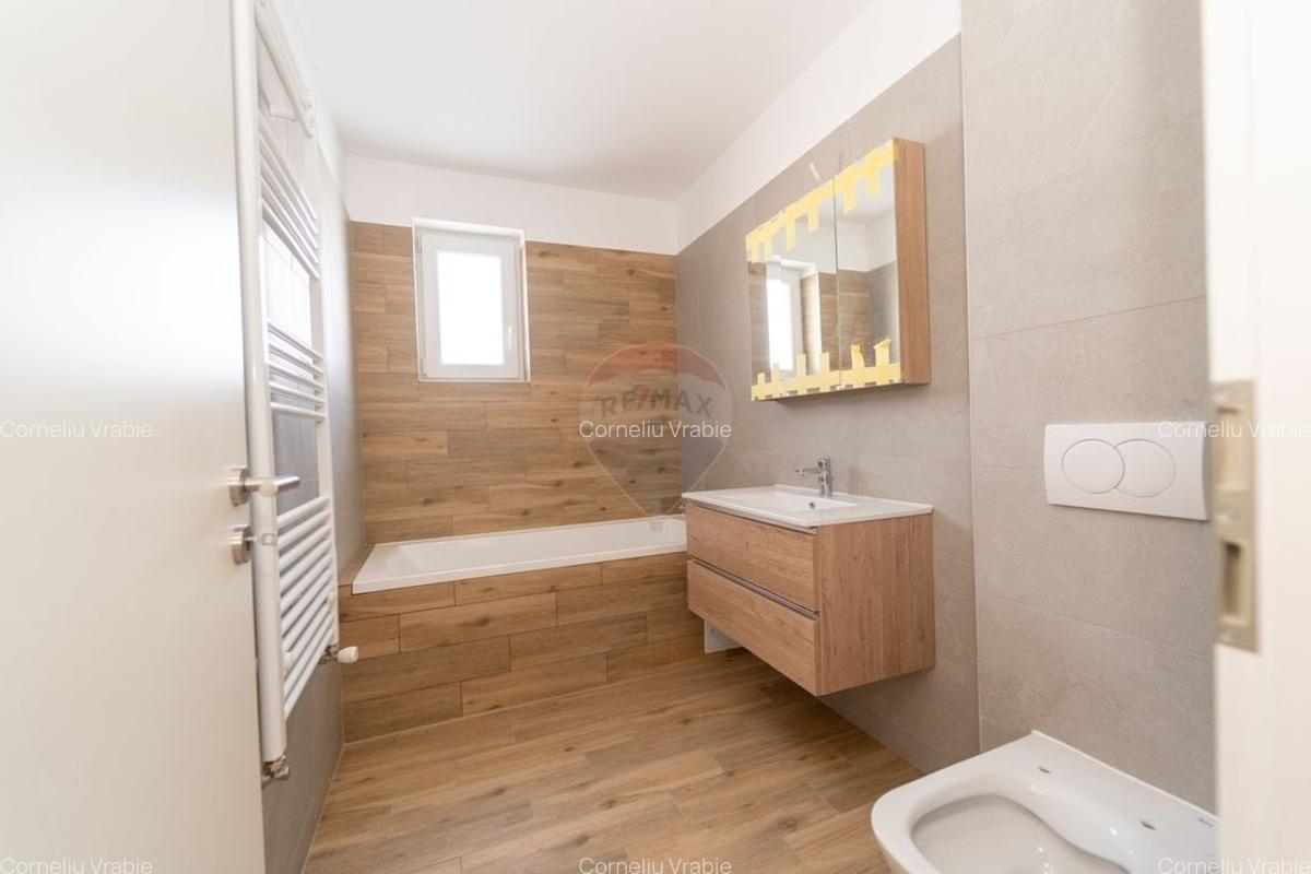 Apartament cu 3 camere decomandat în Sânpetru - 11