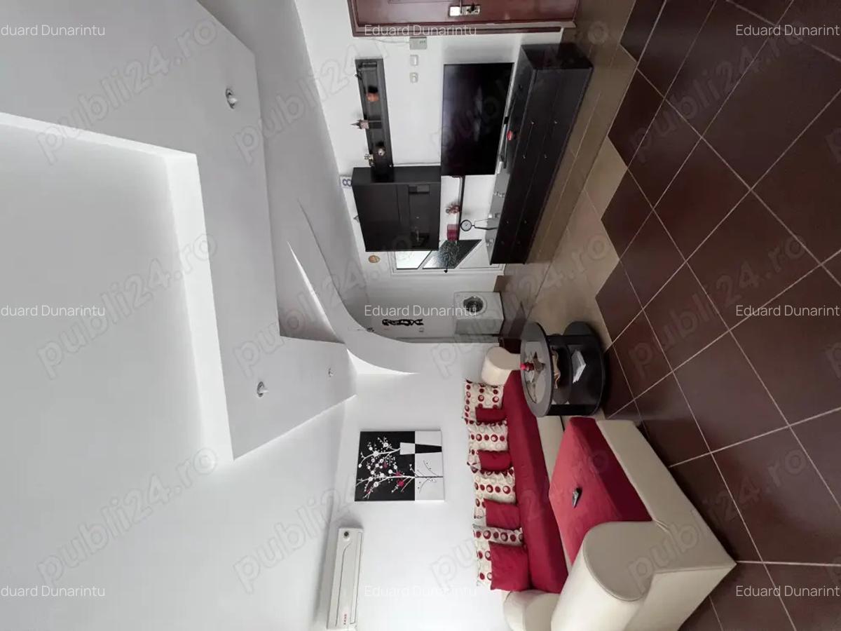 Vand apartament 3 camere - 1