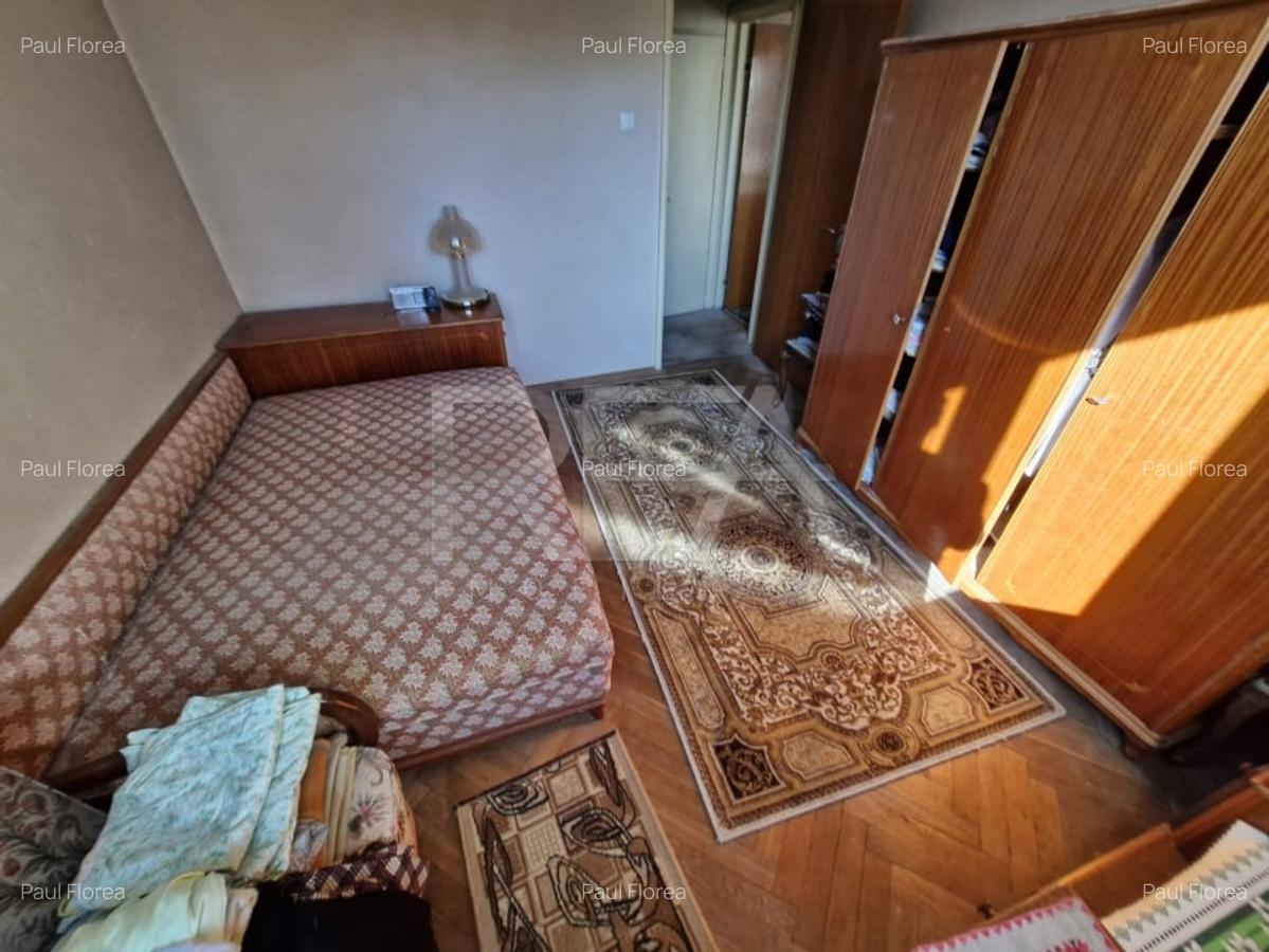 Apartament cu 3 camere la 15 minute de mers pe jos de statia de metrou Titan - 10