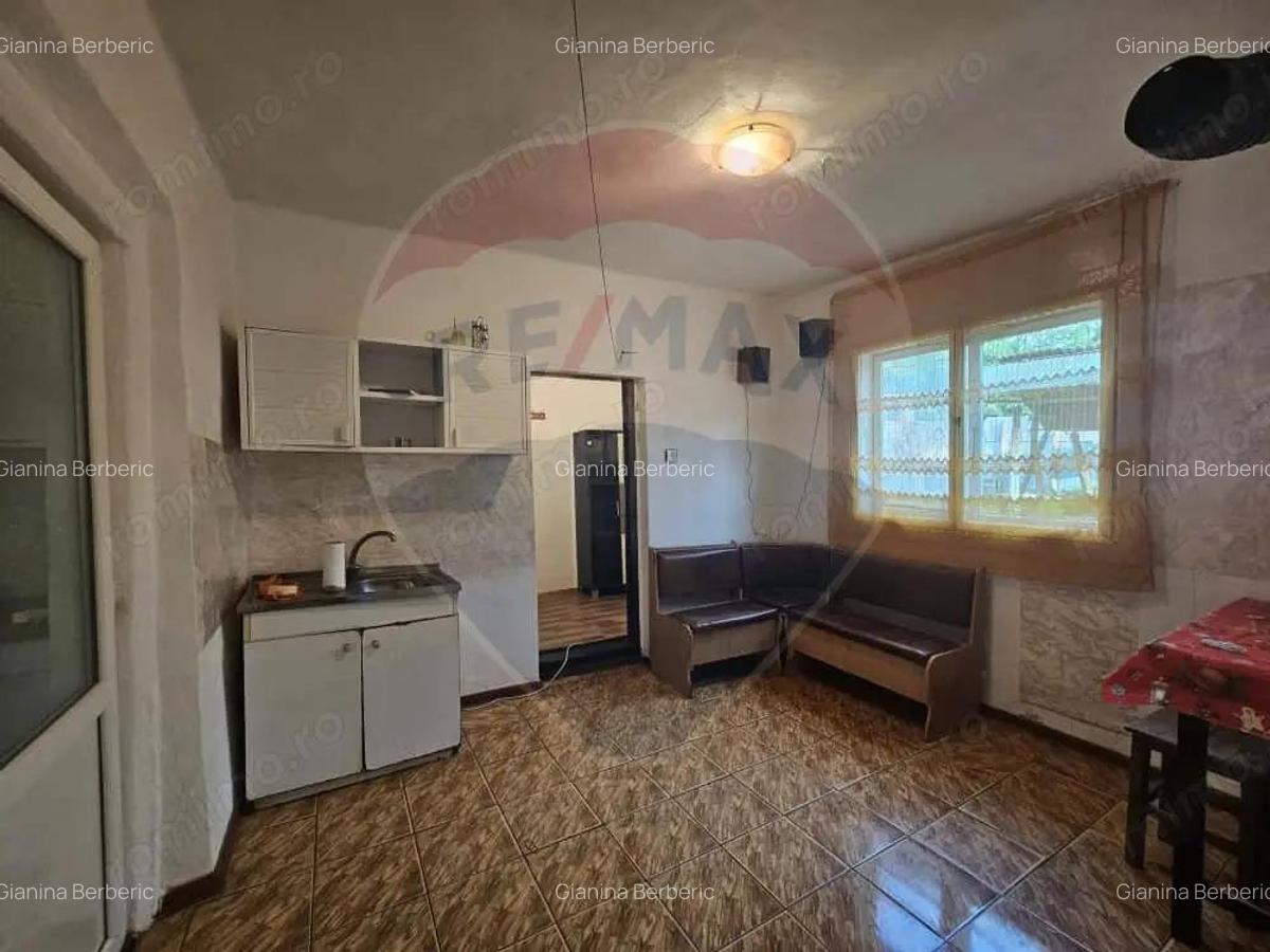 Casa de vanzare - 2