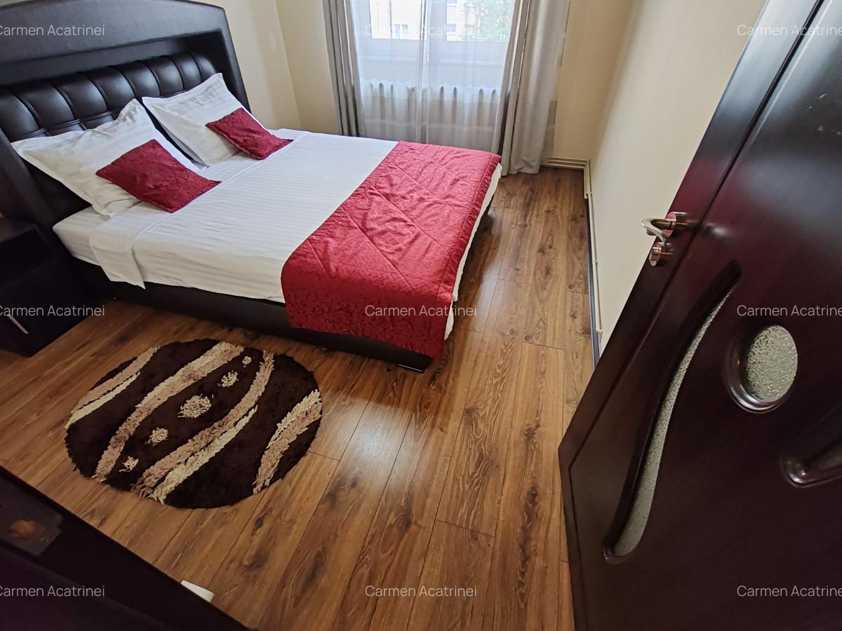 Apartament cu 3 camere decomandat, mobilat în Centrul Civic - 5
