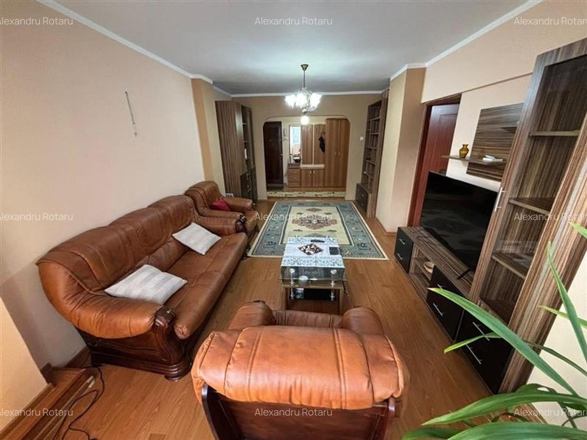 ULTRACENTRAL - Apartament 3 camere - etajul 1 - 2