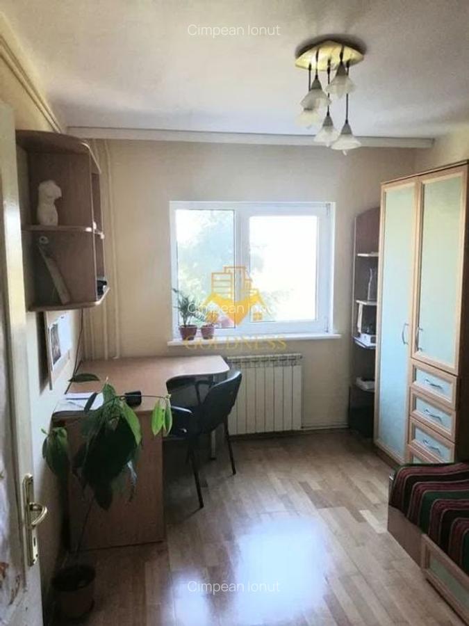 Apartament cu 4 camere decomandat, mobilat în Zorilor - 2