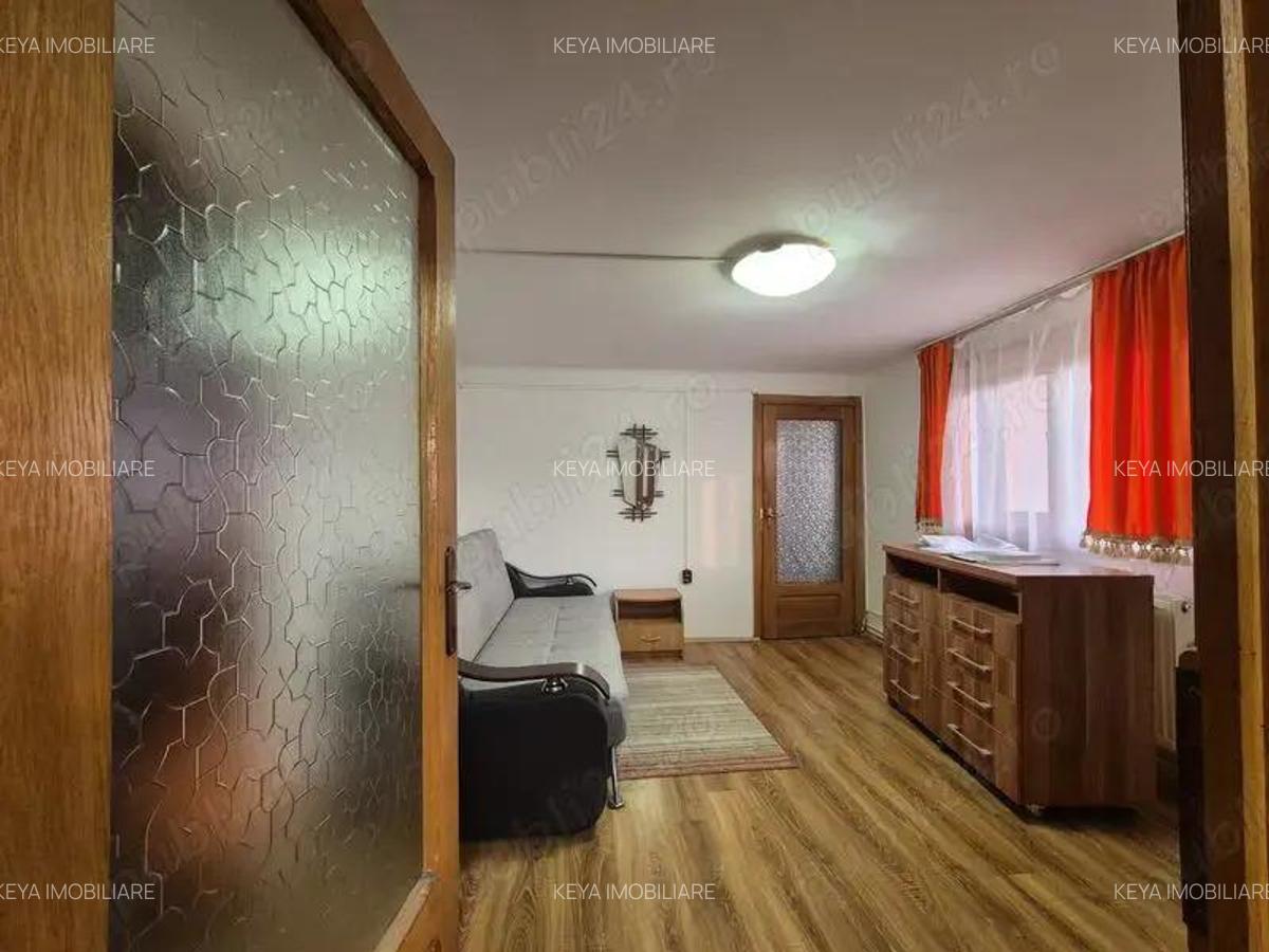 Casa cu 4 camere, situata in Comuna Pe?ti?ani, Sat Bradiceni - 2
