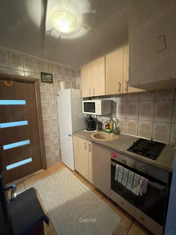 Inchiriez garsoniera zona metrou Pacii sector 6 - 2