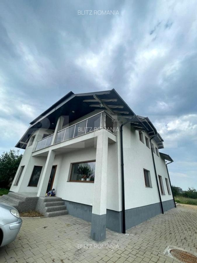 Casa individuala, P+1+M,  teren 6000 mp - zona Spataresti - 2