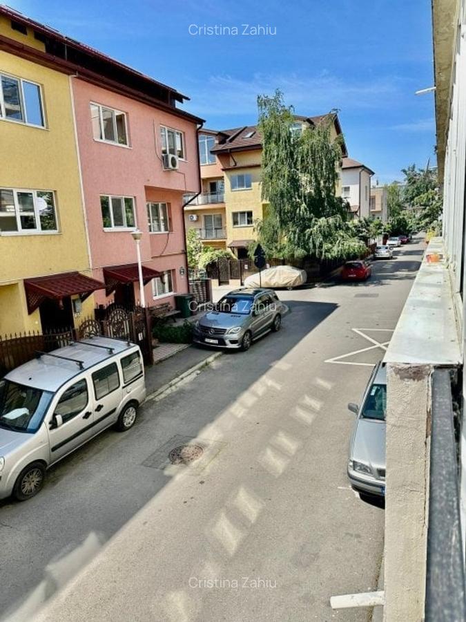 Apartament cu 2 camere decomandat, mobilat în Băneasa - 17