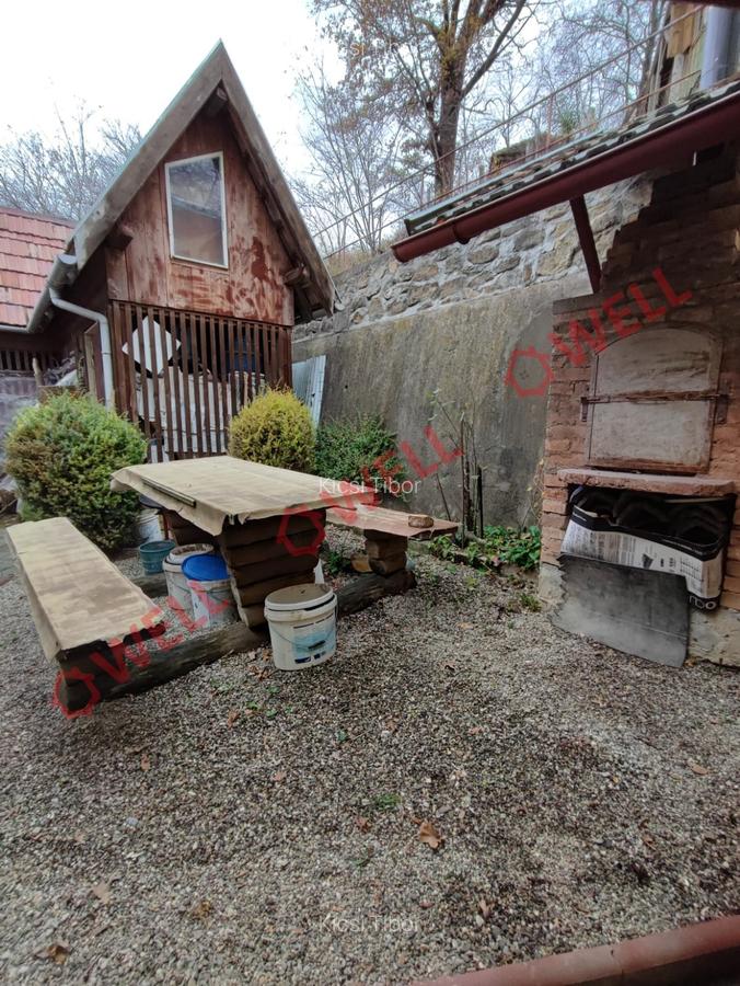 Casă cu 13 camere în Vâlcele - 13